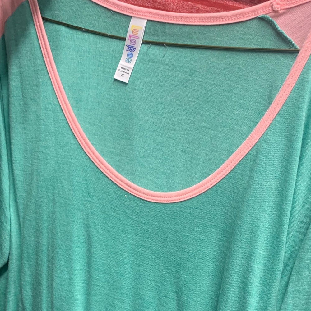 Lularoe tops - Picture 8 of 8
